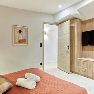 Batignolle Montmartre By Prestige Apartment Paris
